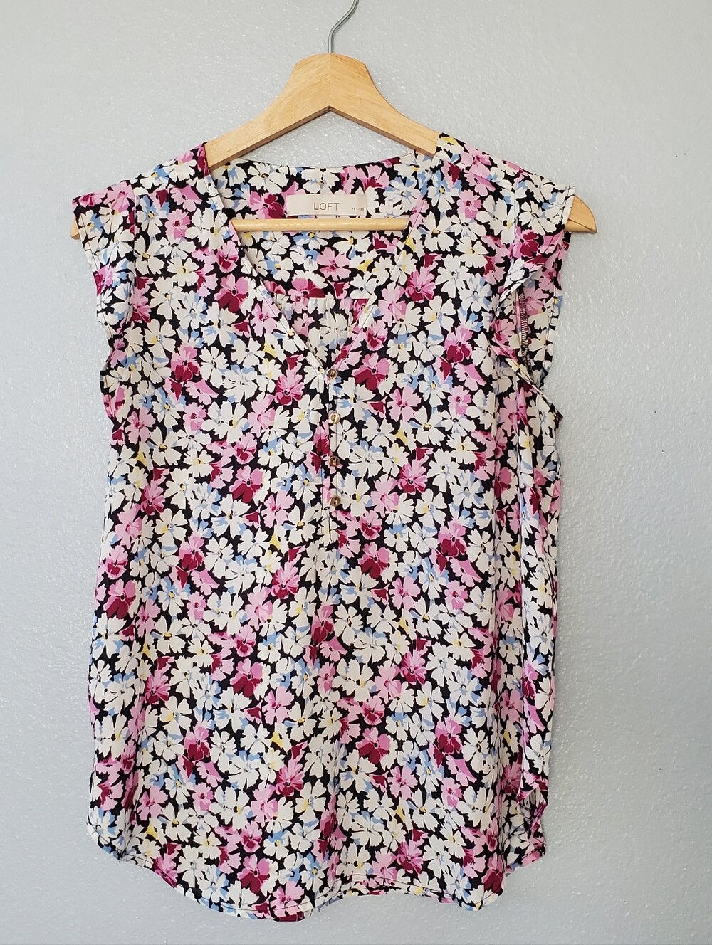 LOFT Pink, White & Blue Floral Cap-Sleeve V-Neck Blouse